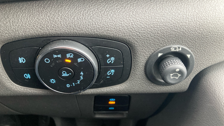 Ford Transit 350 L3 Diesel Fwd 2.0 EcoBlue 165ps H2 Limited Van Auto [Nav]